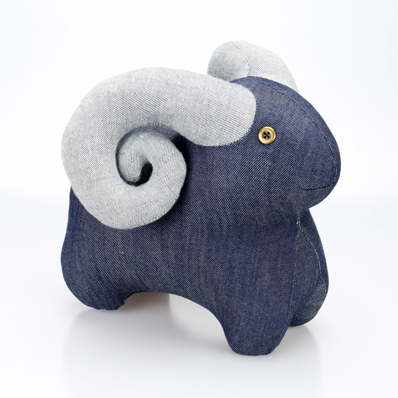 EP0008 9-1/2"X9-1/2" Denim Stuffed Ram toy for home decoration